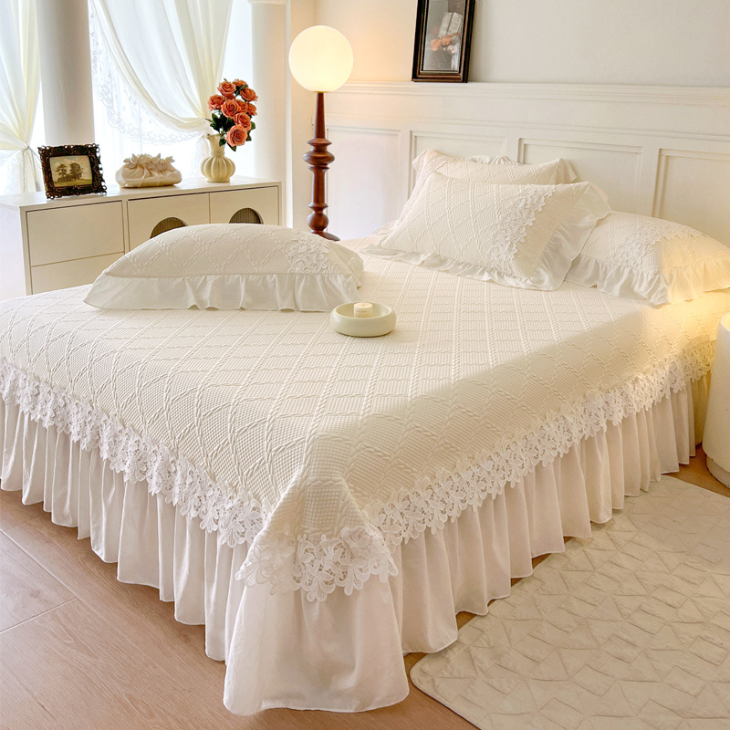 Embroidery Quilt Cover - Luxuriöses kühlendes Tagesdecken-Set mit französischer Stickerei